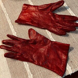 Women's Lined Deerskin Leather Red Gloves Silk Lining Sz 7